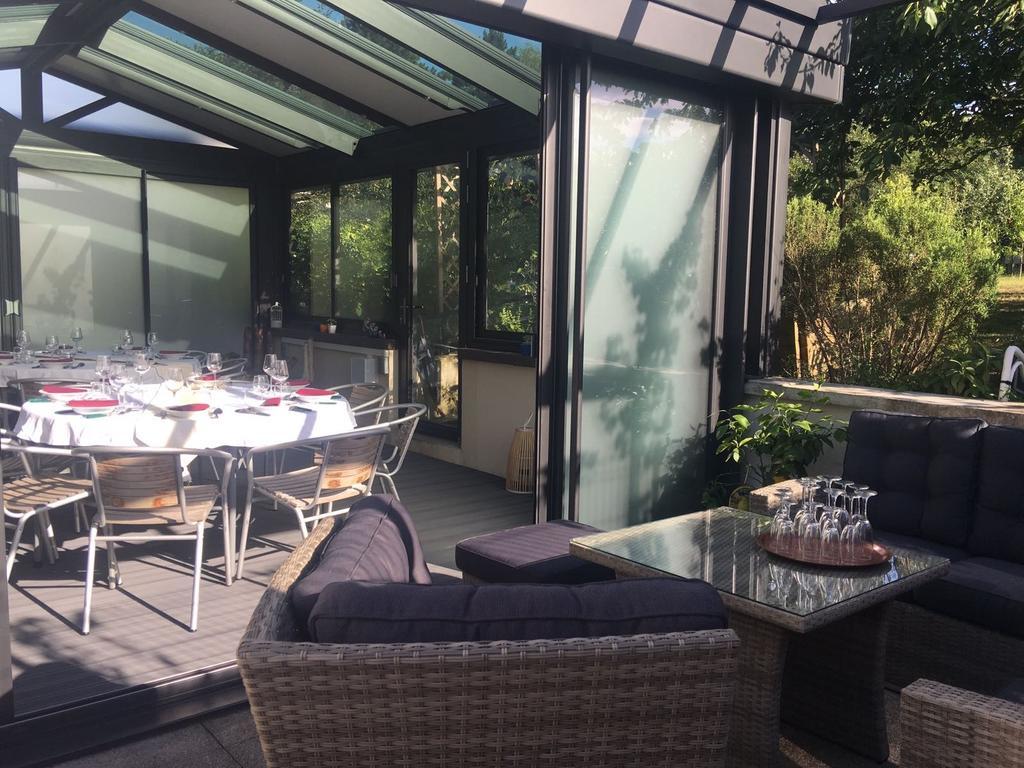 Maison D'Hotes Les Coudreaux Rueil-Malmaison Bagian luar foto